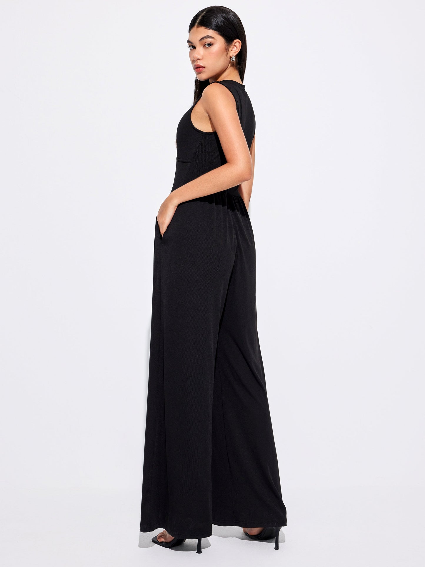 Sosho™ | Effen Mouwloze Jumpsuit Met Wijde Pijpen