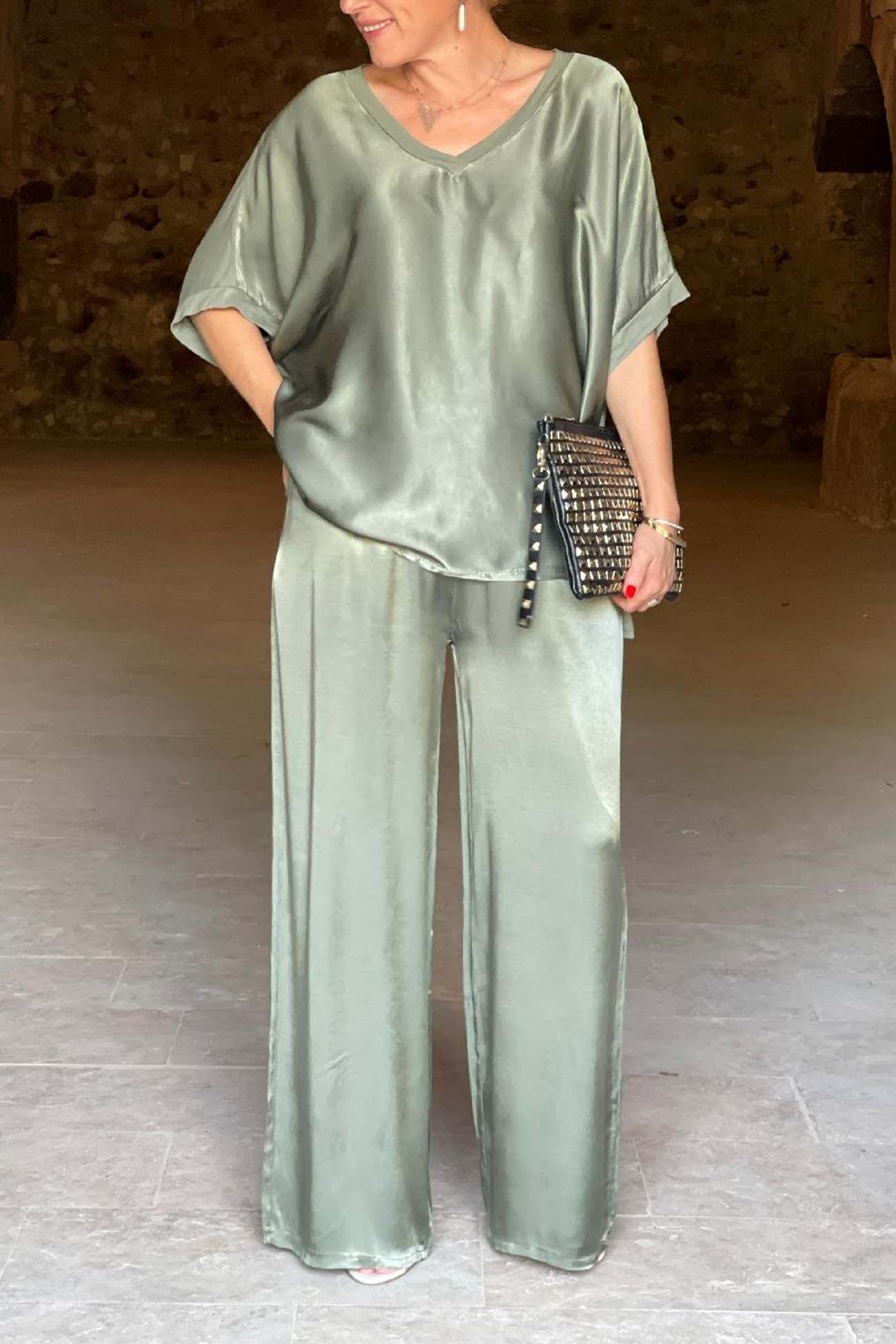 Lydia™| Elegante Satijnen V-hals en Broek Set