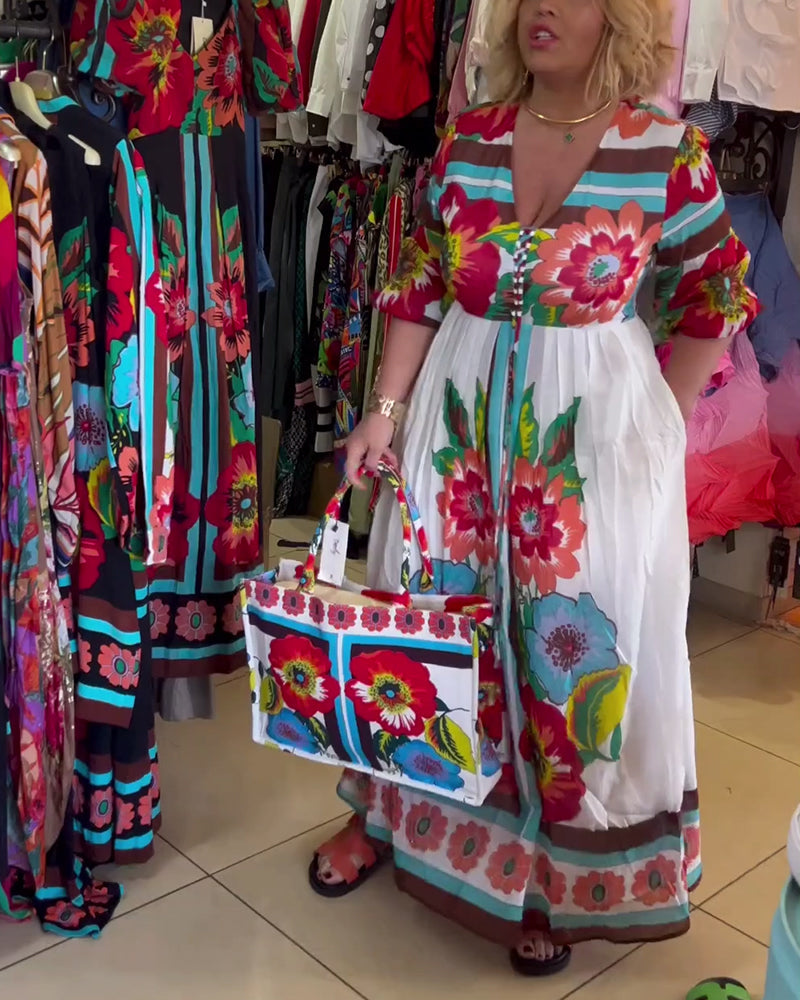 Vireli™ | Losse, casual bloemenjurk met diepe v-halslijn