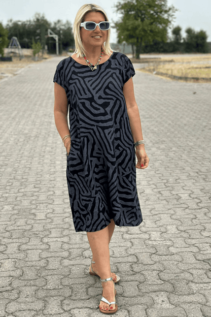 Nelia™ | Midi-jurk met zebraprint en ronde hals in Rayon