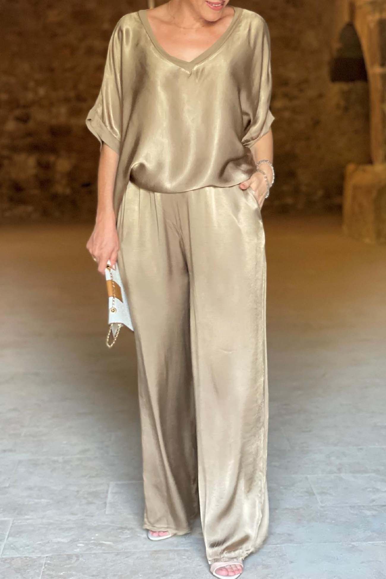 Lydia™| Elegante Satijnen V-hals en Broek Set