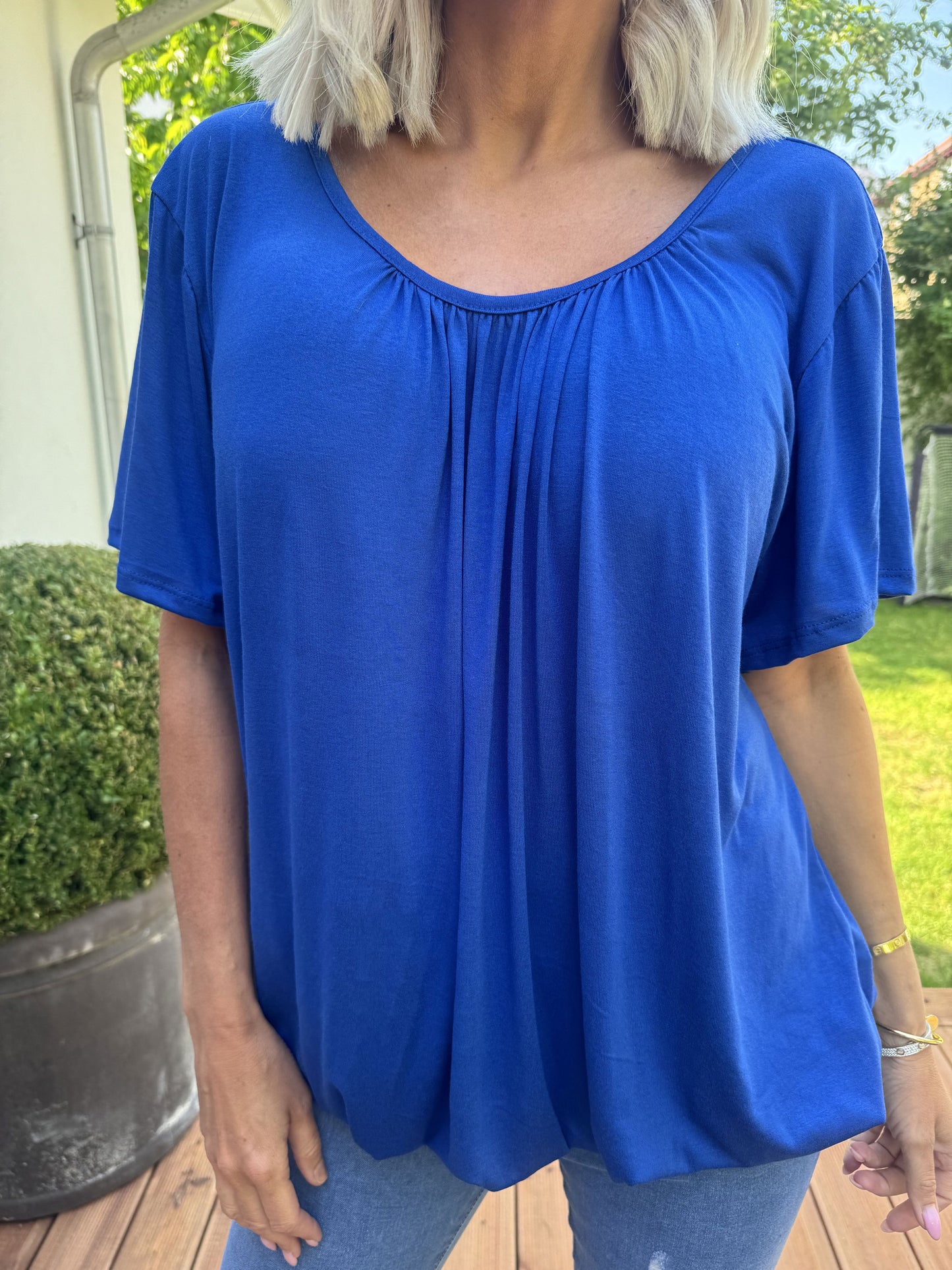 Siramo™  | Stijlvolle T-shirt met Elastieke Onderkant (1+1 GRATIS)