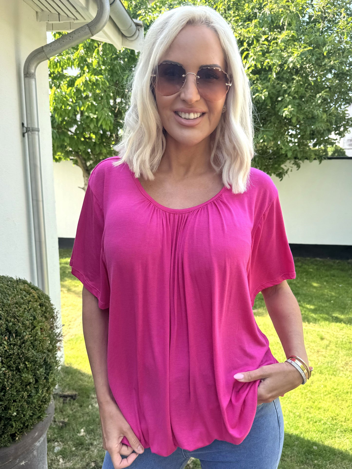 Siramo™  | Stijlvolle T-shirt met Elastieke Onderkant (1+1 GRATIS)