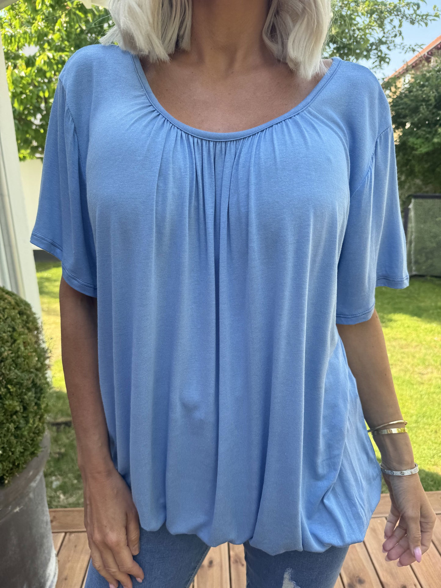 Siramo™  | Stijlvolle T-shirt met Elastieke Onderkant (1+1 GRATIS)