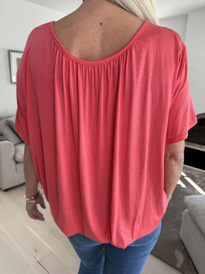 Siramo™  | Stijlvolle T-shirt met Elastieke Onderkant (1+1 GRATIS)