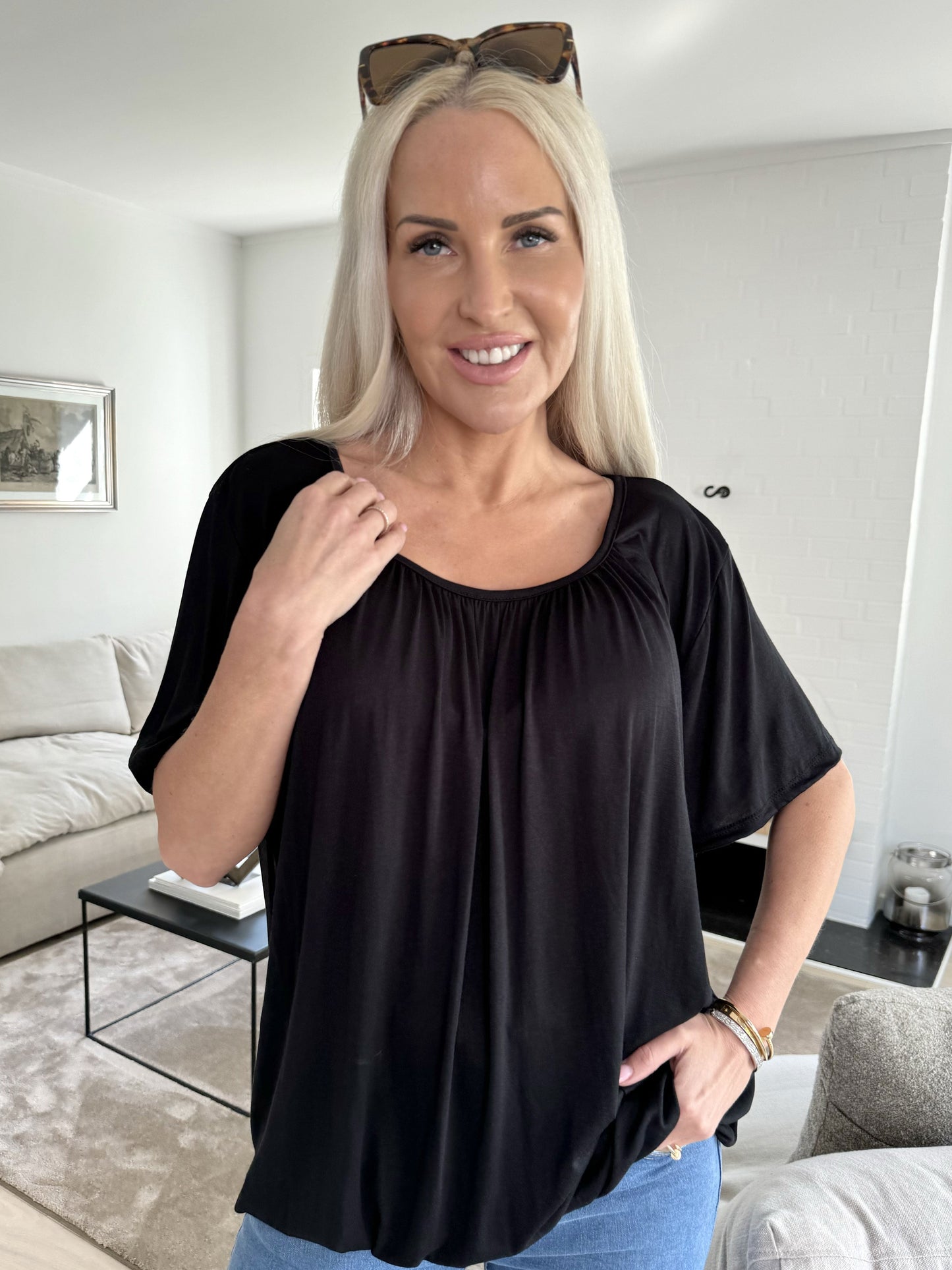 Siramo™  | Stijlvolle T-shirt met Elastieke Onderkant (1+1 GRATIS)