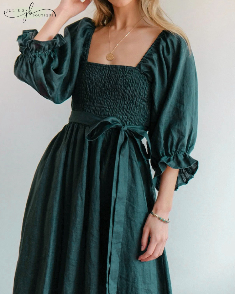 Helia™ | Franse Jurk met Flaire Mouwen