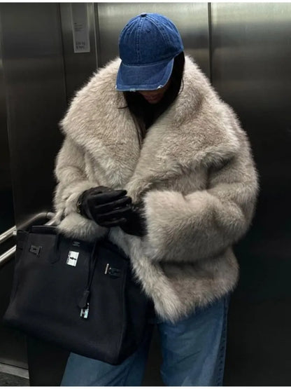 Lucy™ l Fur Coat