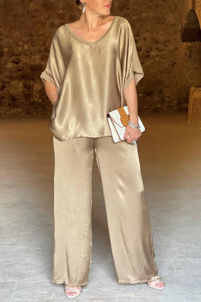 Lydia™| Elegante Satijnen V-hals en Broek Set