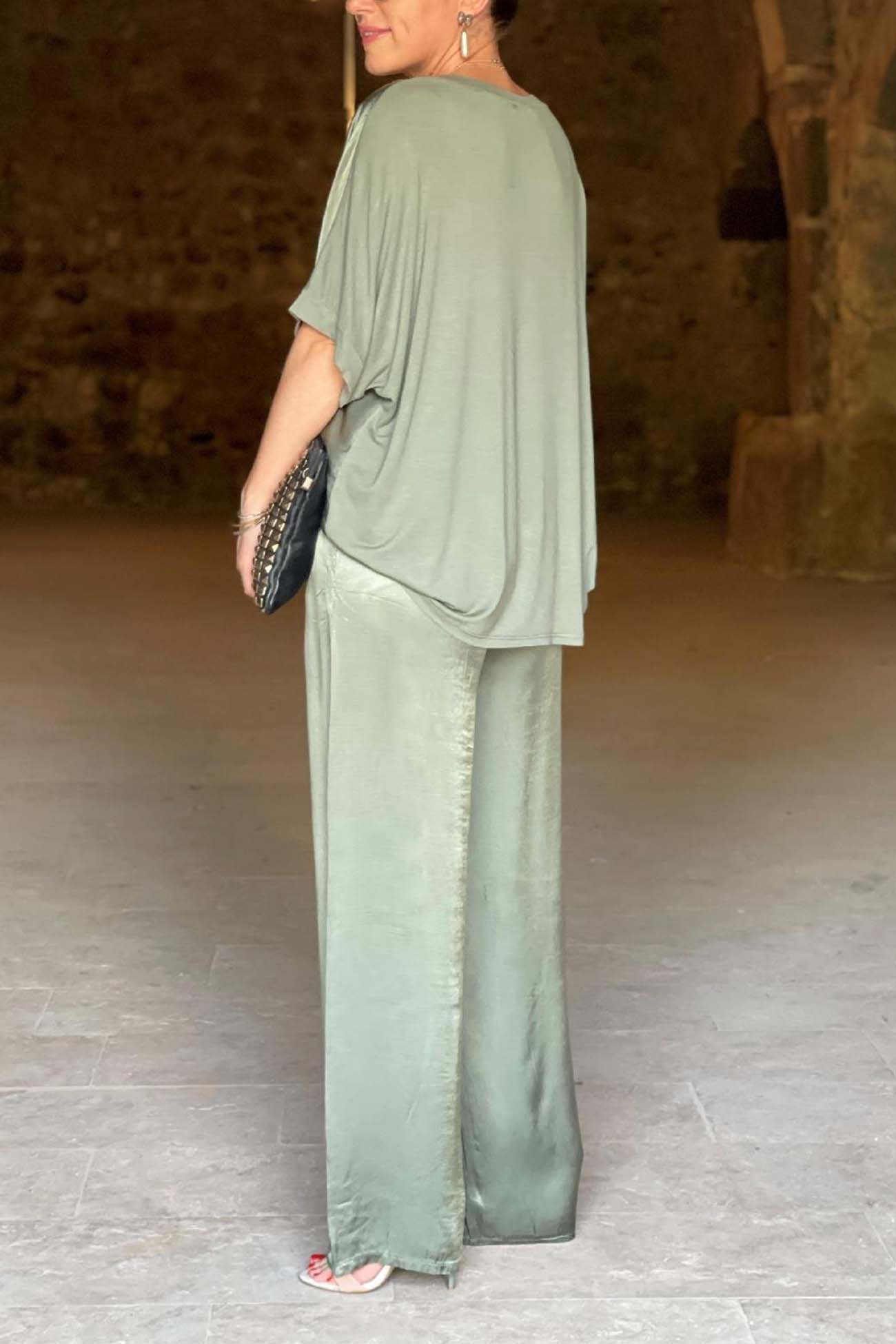Lydia™| Elegante Satijnen V-hals en Broek Set