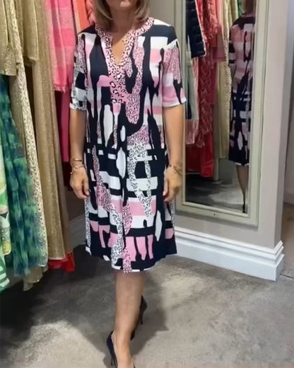 Georgia™ | Geometrische print V-hals jurk