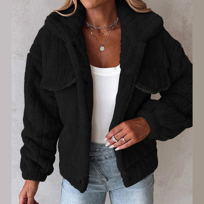 Dana™ l Turndown teddyjas met knoopsluiting en kraag