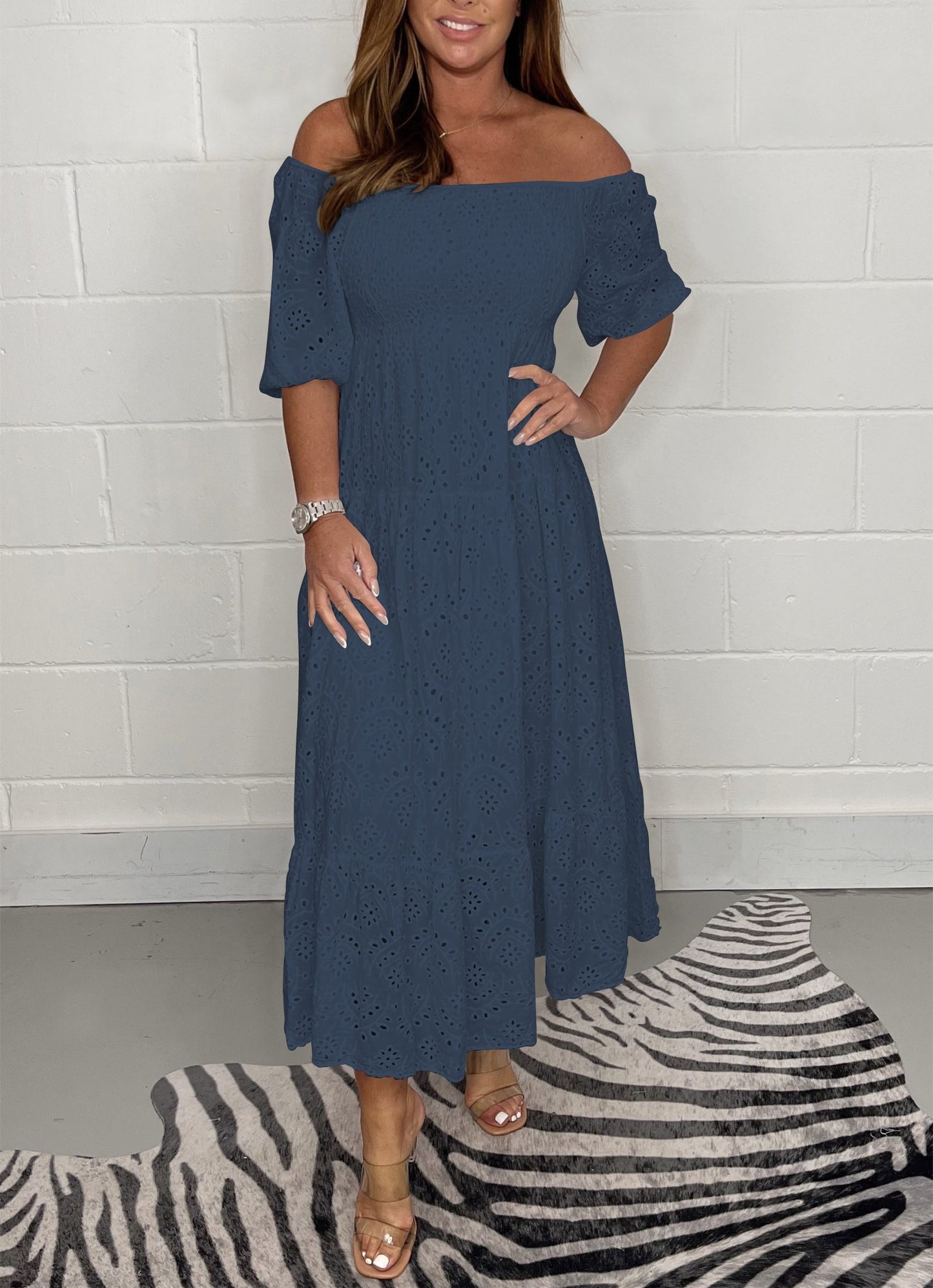 Mirda™ l Casual effen kleur geborduurde swingjurk