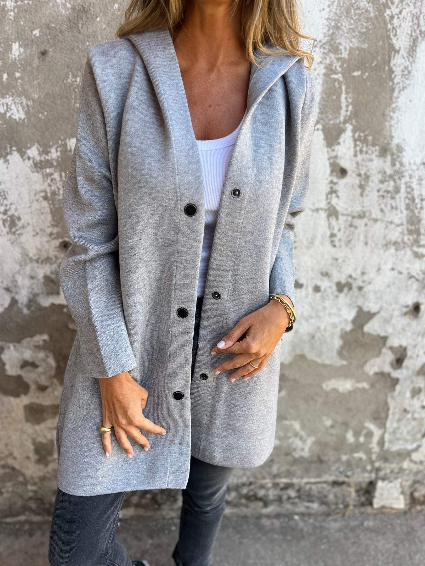 Noa™ | Relaxed Fit Hoodie met knopen
