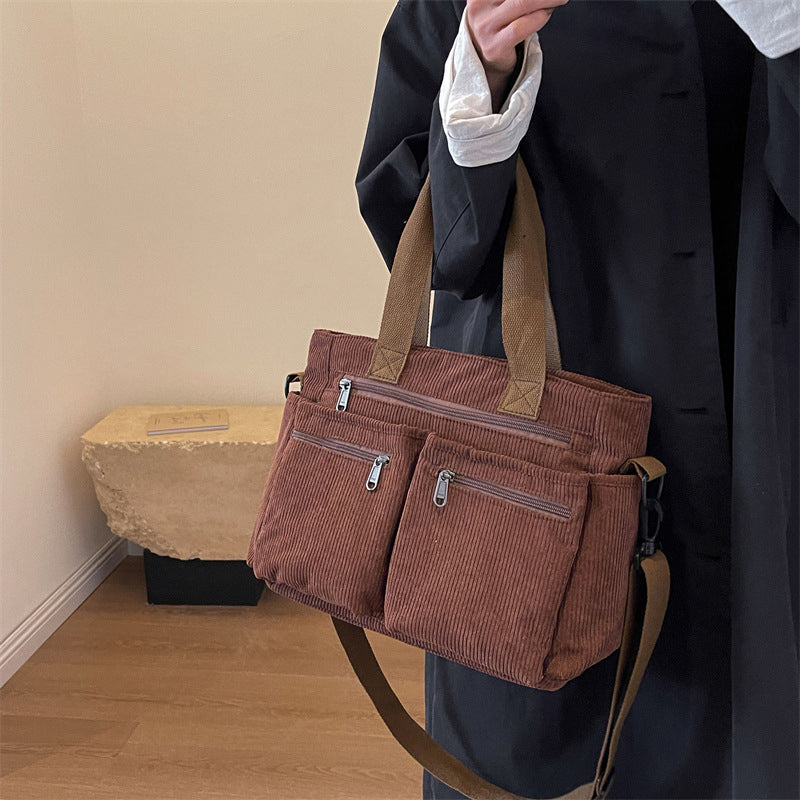 Claire™ | Klassieke draagtas in ribfluweel met grote capaciteit